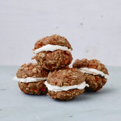 carrot cake whoopie pies