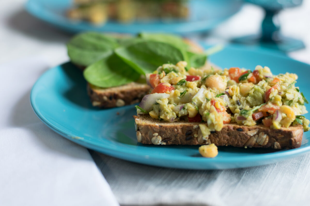 chickpea salad sandwich