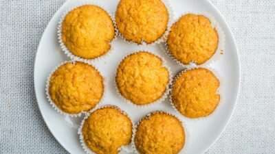 healthy corn muffins