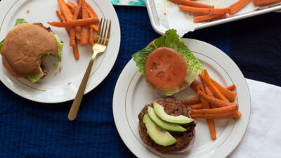 red bean burger_1170x617