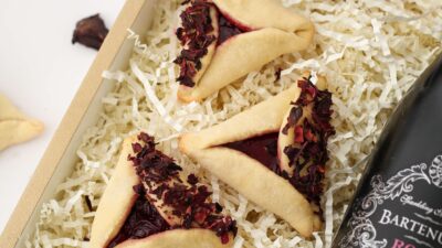 Raspberry Rose Hamantaschen