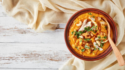 bigstock-Mulligatawny-Soup-With-Chicken-317403382