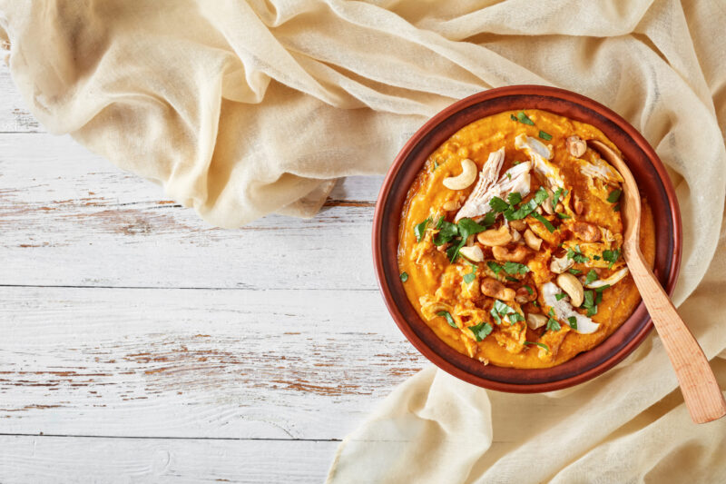 bigstock-Mulligatawny-Soup-With-Chicken-317403382