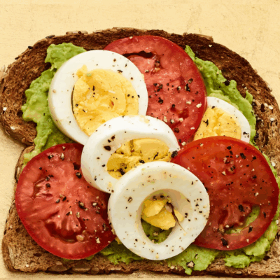 Avocado Toast with tomatoes