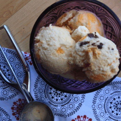 Ice cream with Mango