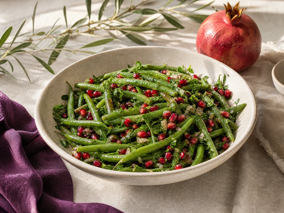 green bean & pomegranate chopped salad with feta dressing Bean–Pomegranate Honey lily_fit::Tight